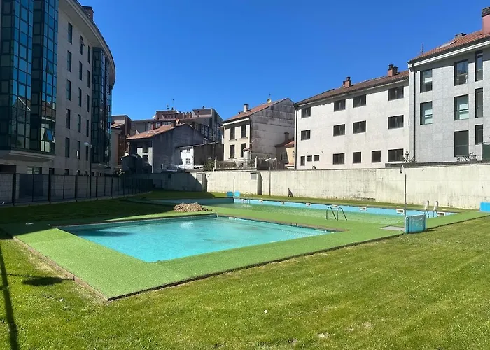 Monaco * Сантьяго-де-Компостела